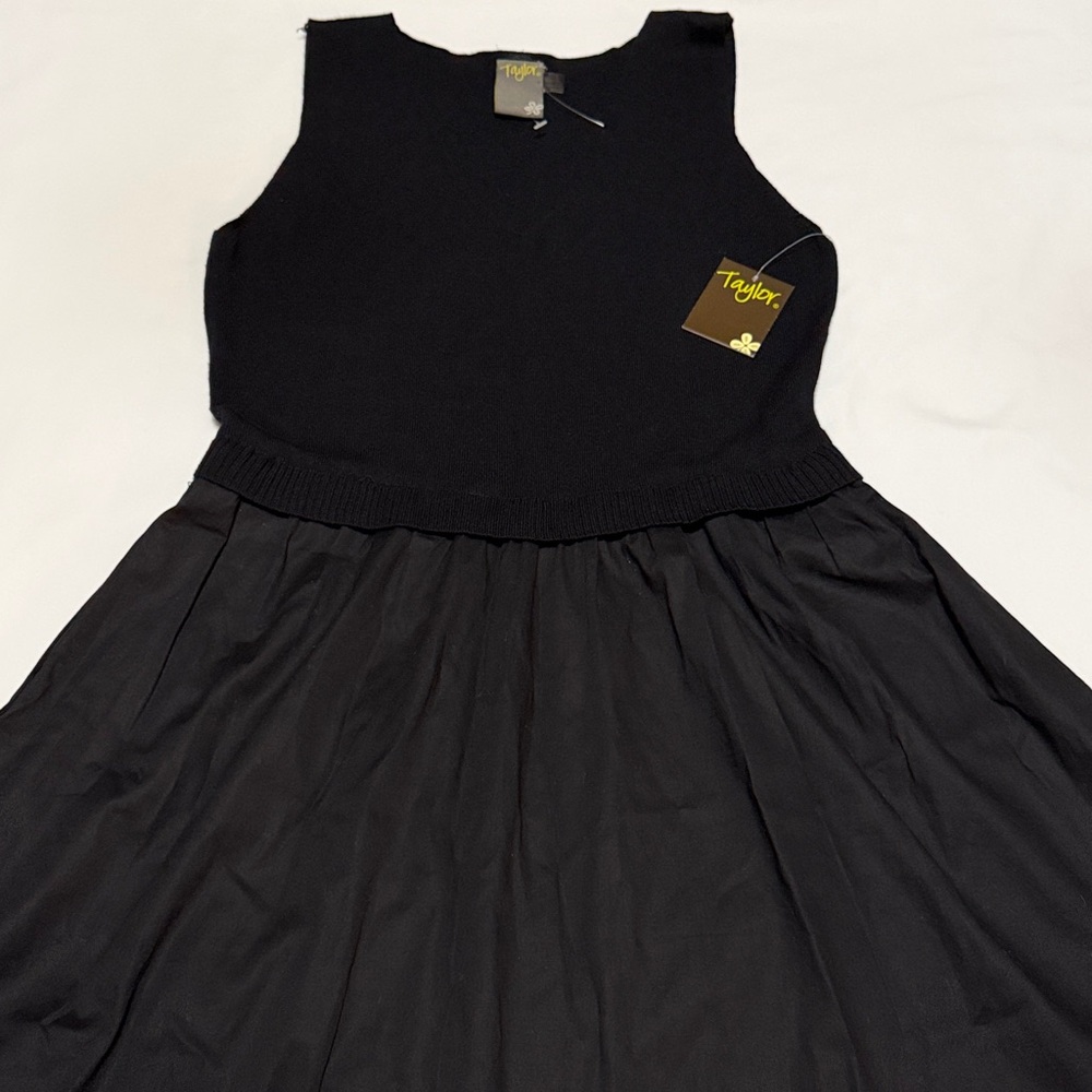 Taylor Classic Black Maxi Dress M NWT